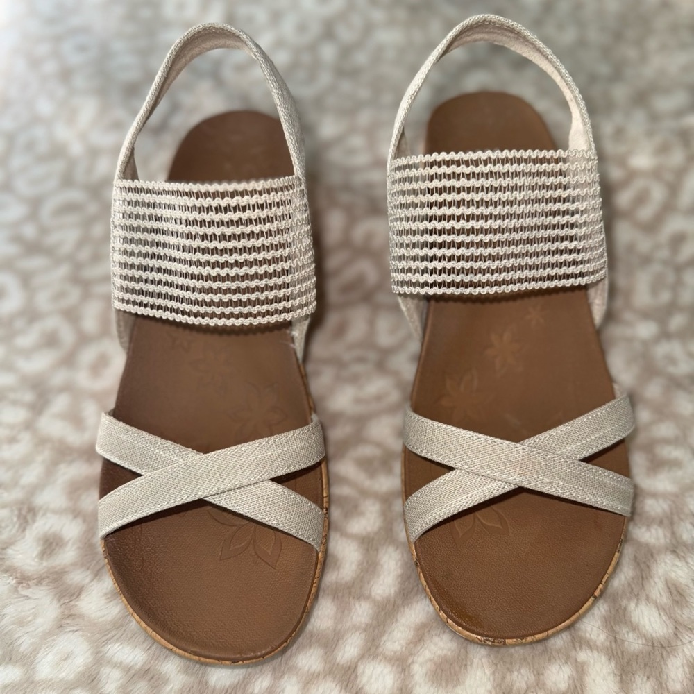 Skechers High Tea Memory Foam Sandal - Picture 2 of 7